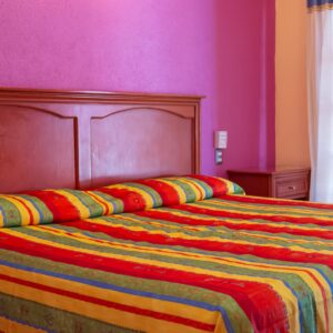 Habitación Queen Size | Confort y Wi-Fi