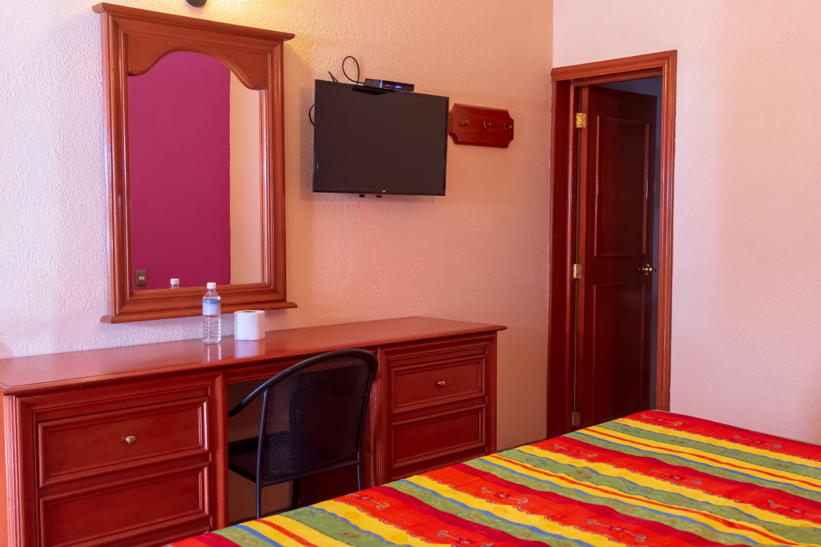 Habitación Queen Size | Confort y Wi-Fi - Image 9