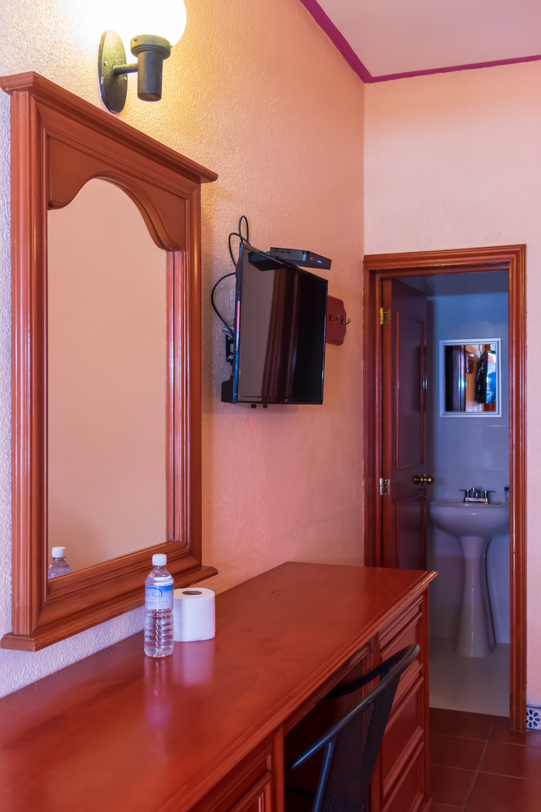 Habitación Queen Size | Confort y Wi-Fi - Image 3